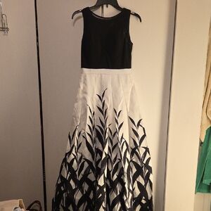 Morgan & Co. Black Bodice White Maxi Dress with Black Botanical Print